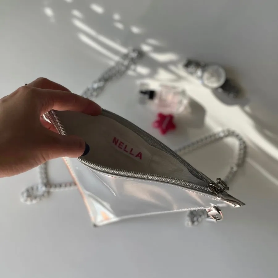 کیف مثلثی نقره ای