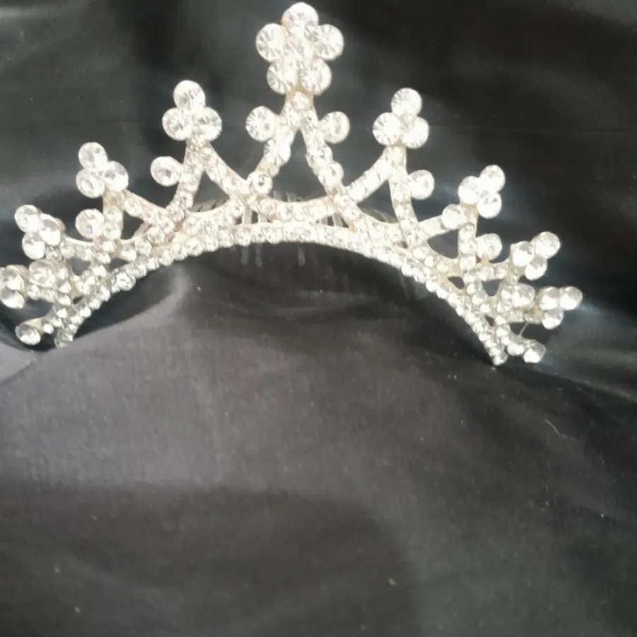 شانه تاج دار قدیمی