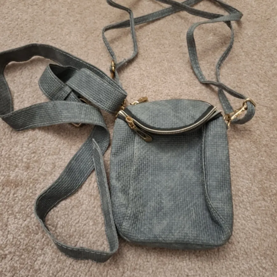 کیف دوشی و کمری