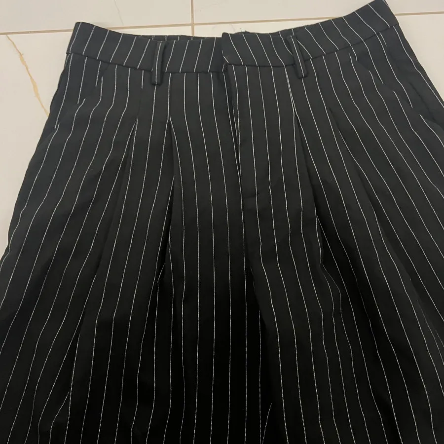 شلوار لخت جنیفر