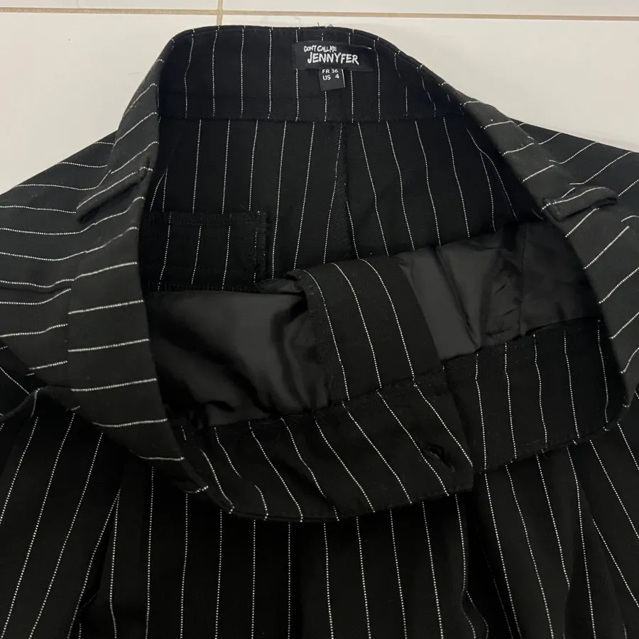 شلوار لخت جنیفر