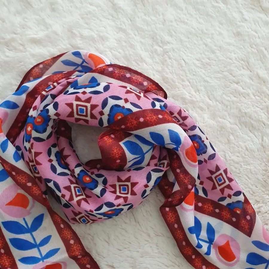 مینی اسکارف زنانه آی ام