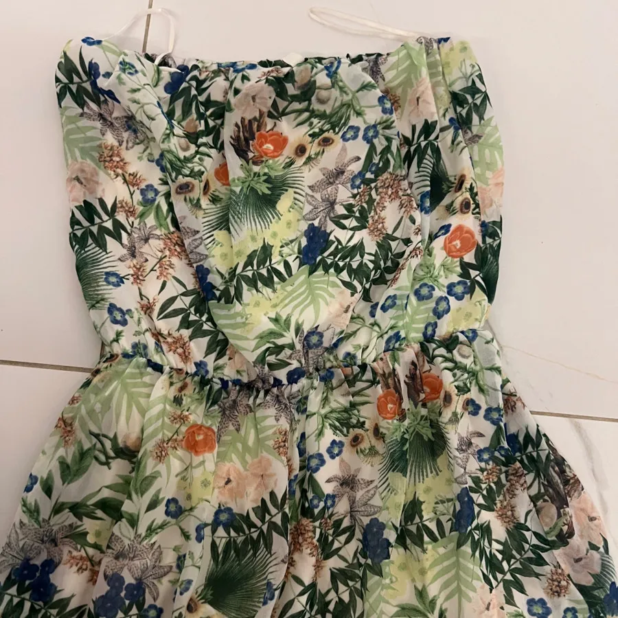 پیراهن ساحلی