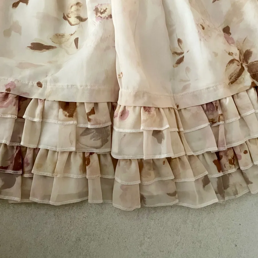 پیراهن عروسکی