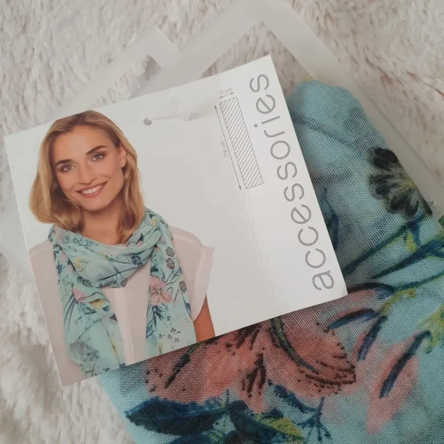 شال زنانه برند آلمانی