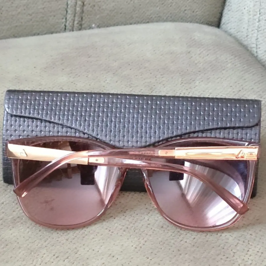 عینک آفتابی