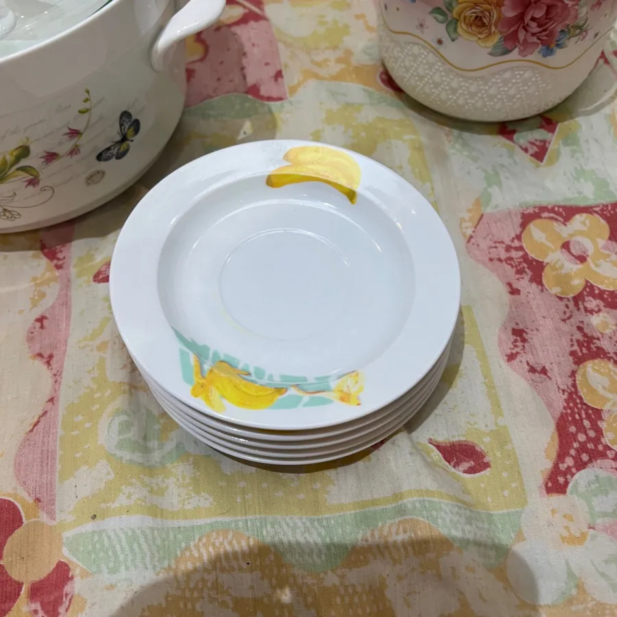 تعدادی ظروف اشپزخانه