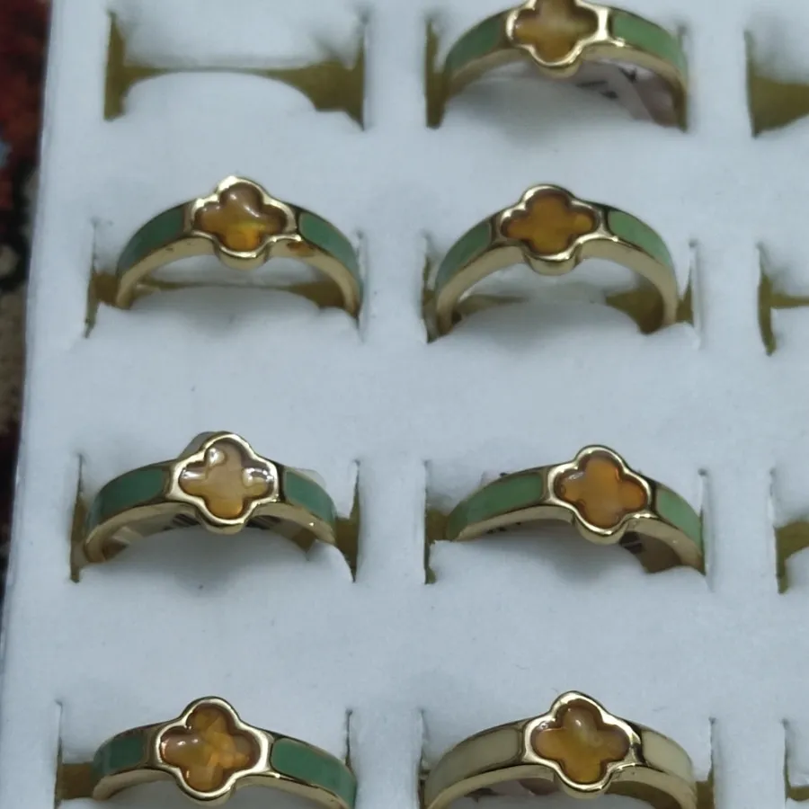 انگشتر میناکاری با کیفیت