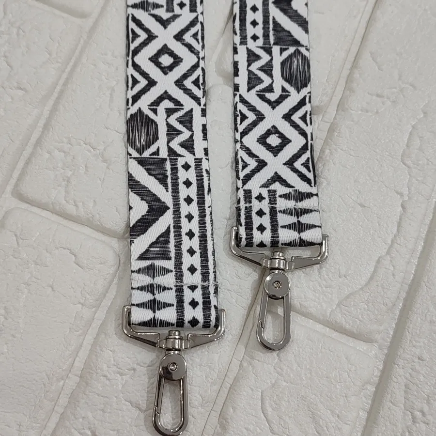 بند برزنتی طرحدار