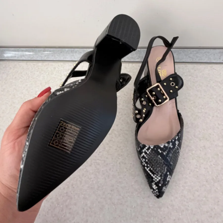 کفش پوست ماری