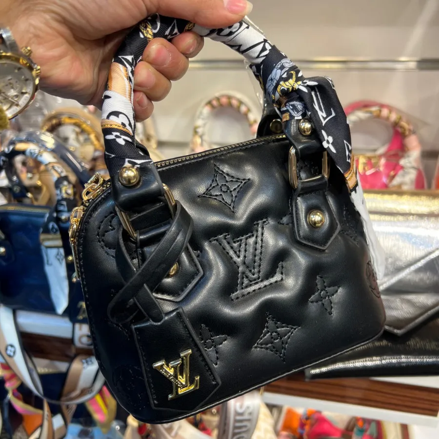 کیف صندوقی ال وی