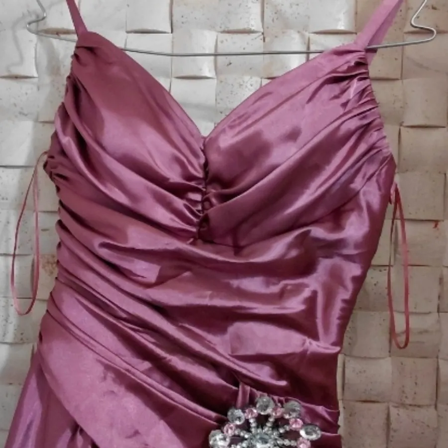 پیراهن مجلسی ساتن