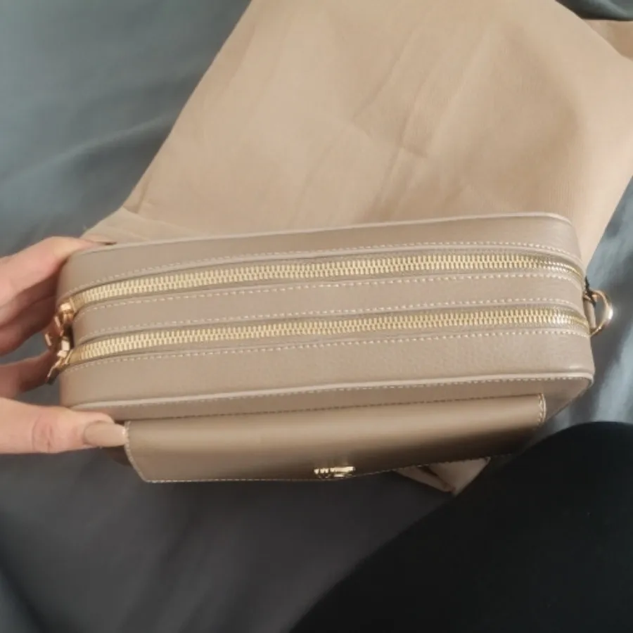 کیف بوفالو سفید