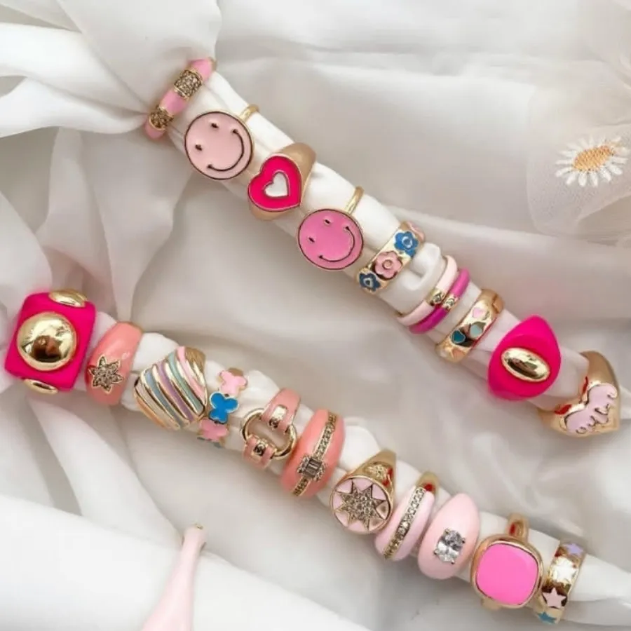 انگشتر فلزی رنگی خاص