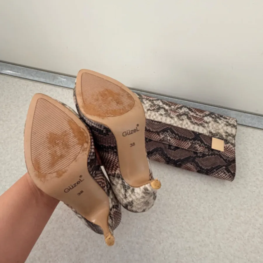 کفش مجلسی پوست ماری