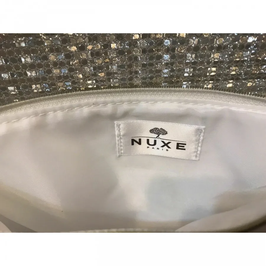 کیف nuxe