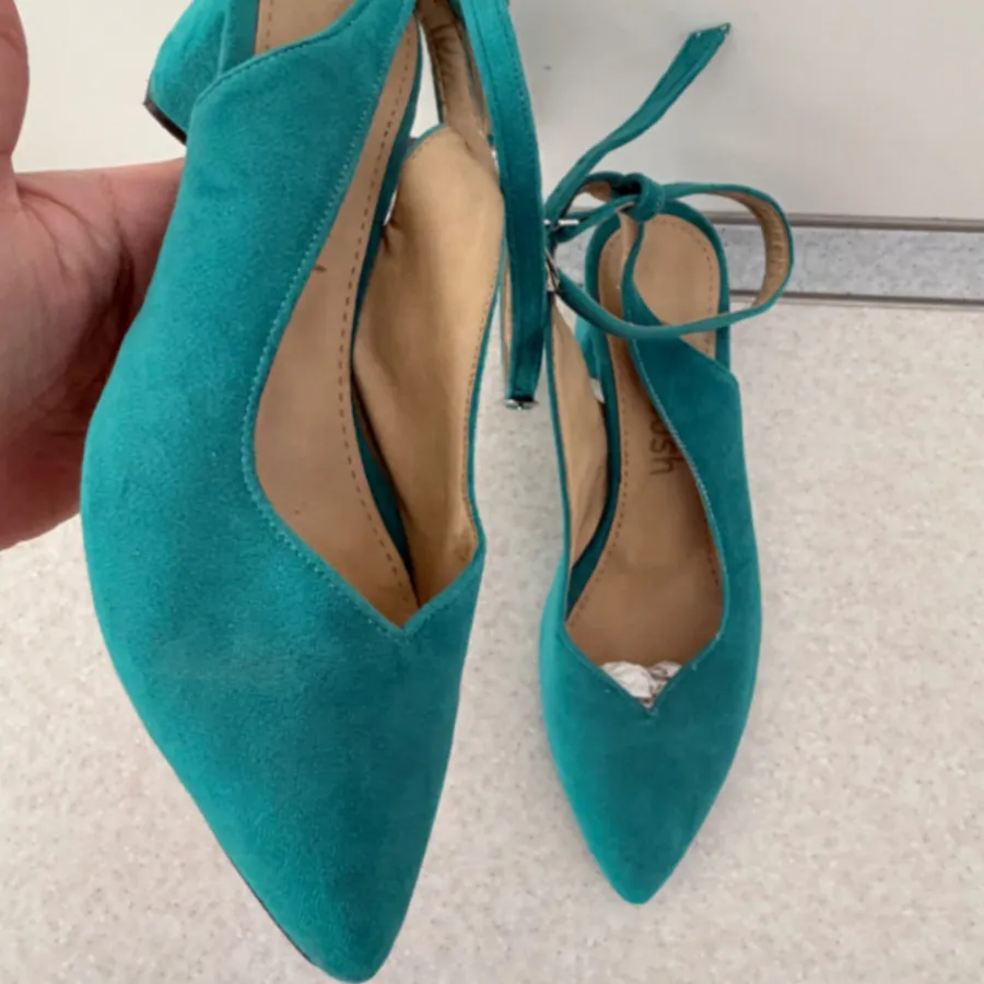 کفش پاشنه دار