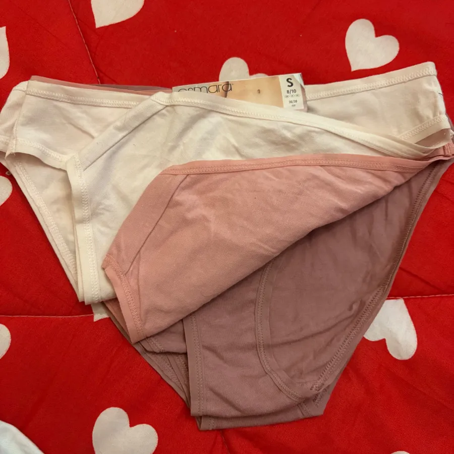 شورت زنانه اسمارا