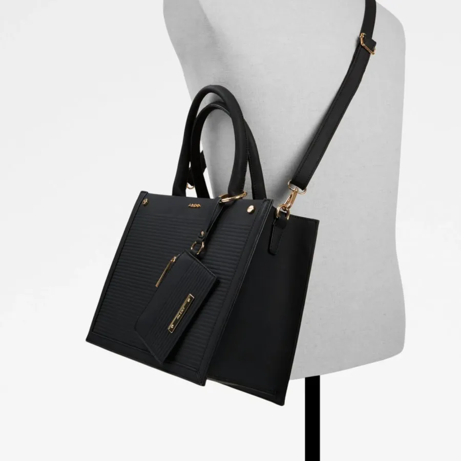 کیف مشکی آلدو