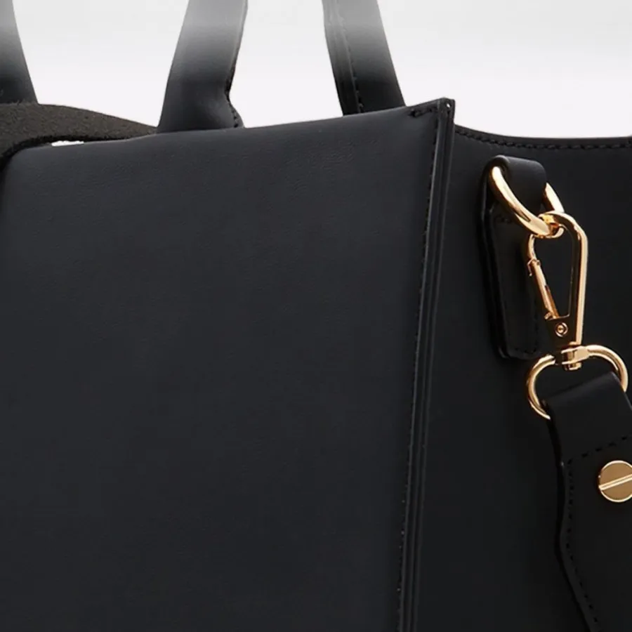 کیف مشکی آلدو