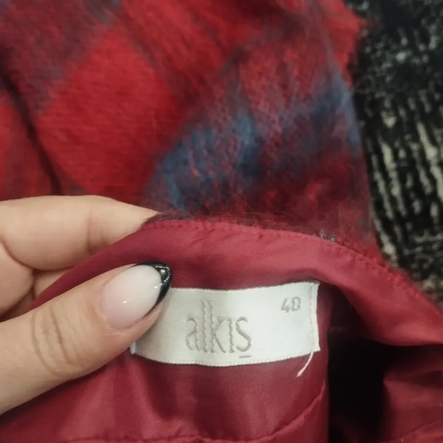 دامن پشمی قرمز ترک