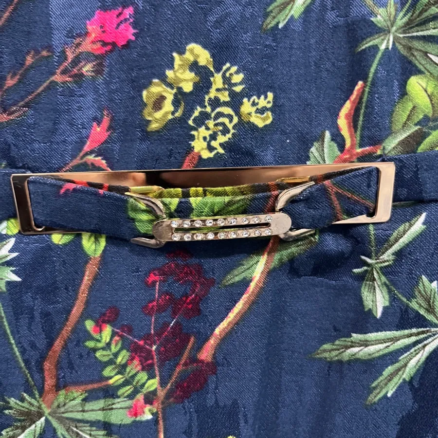 پیراهن زنانه