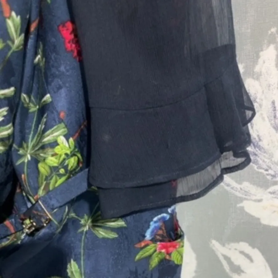 پیراهن زنانه