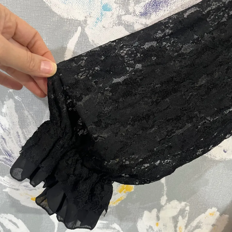 پیراهن مشکی