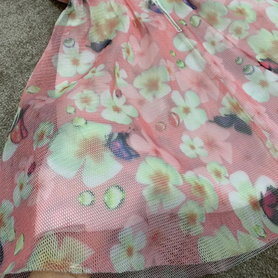 پیراهن بچگانه