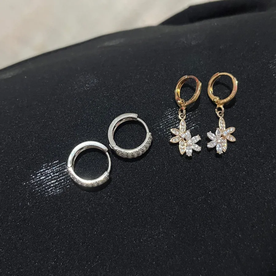 گوشواره رنگ ثابت