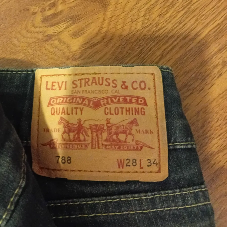 شلوار جین لیوایز LEVI'S
