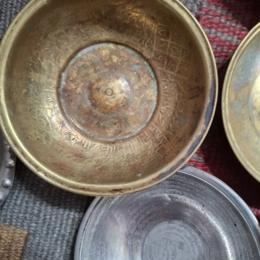 کاسه خط نوشته