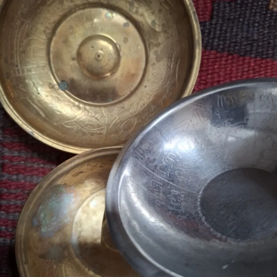 کاسه خط نوشته