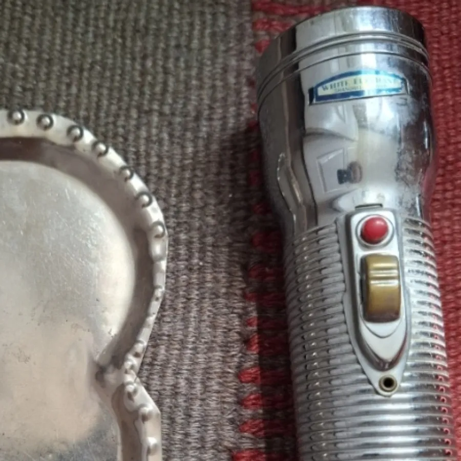 چراغ قوه نوستالژی