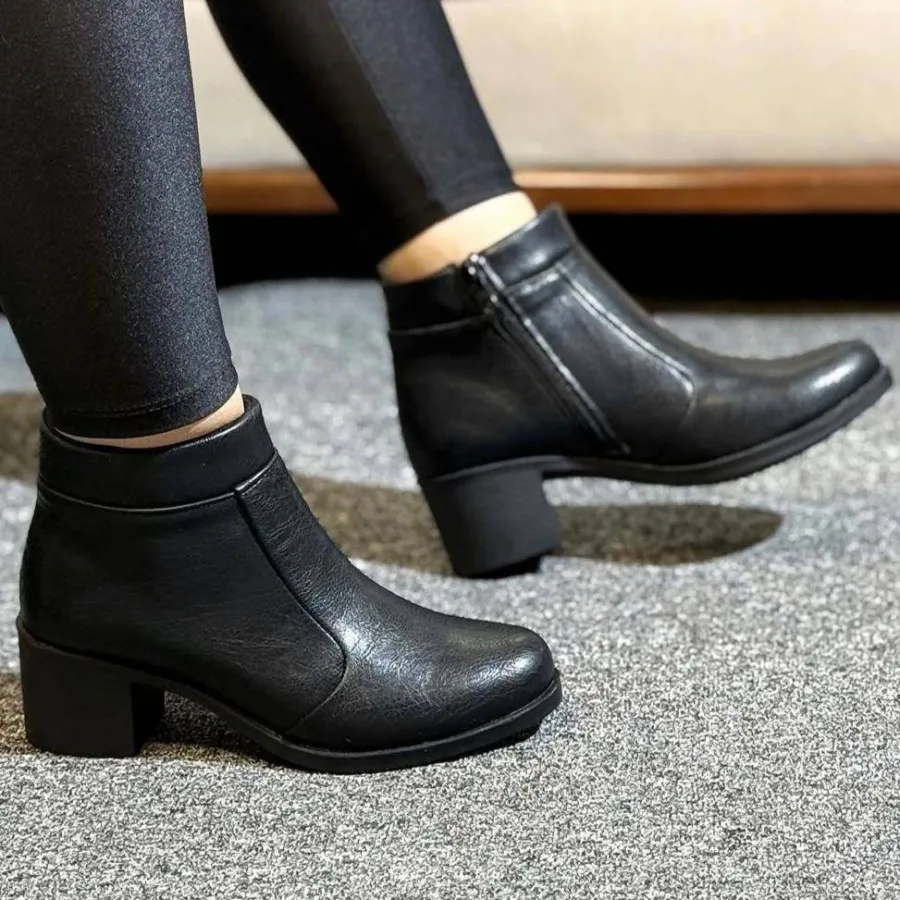 نیم بوت کارمن