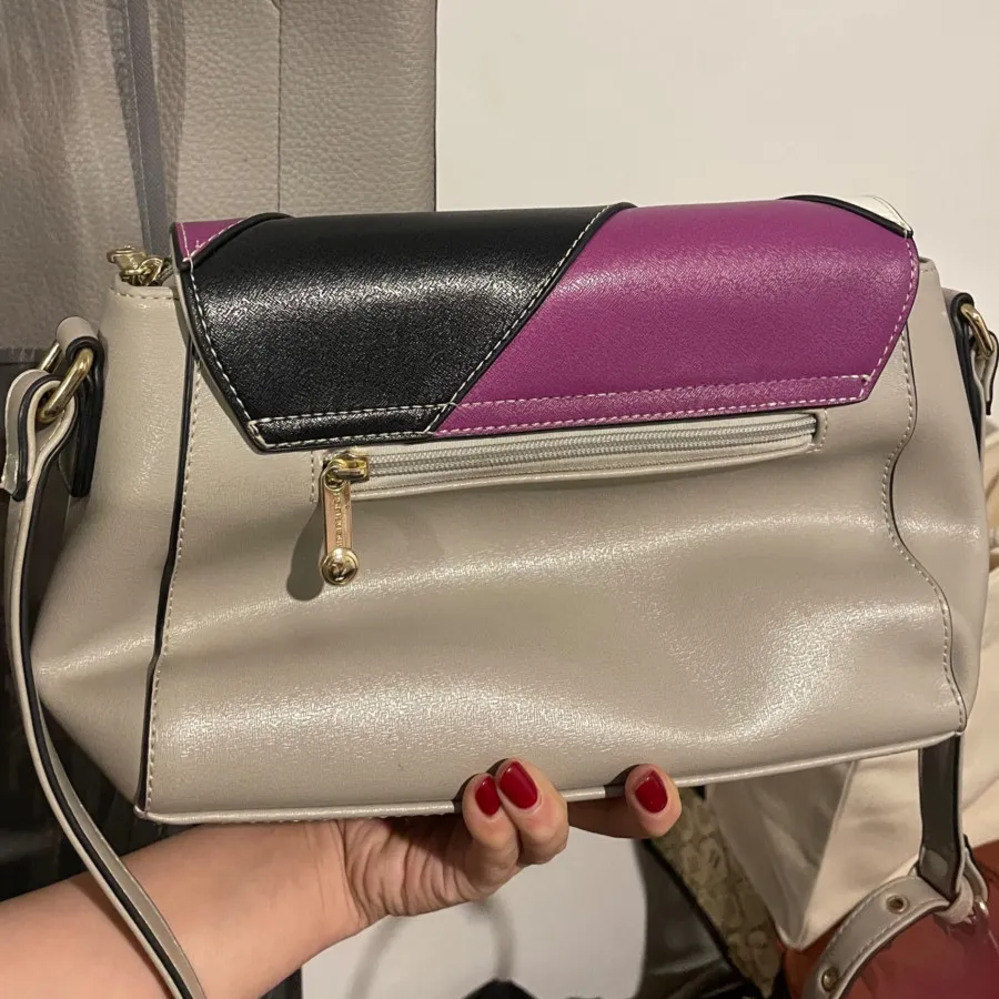 کیف فرانسوی مونالیزا