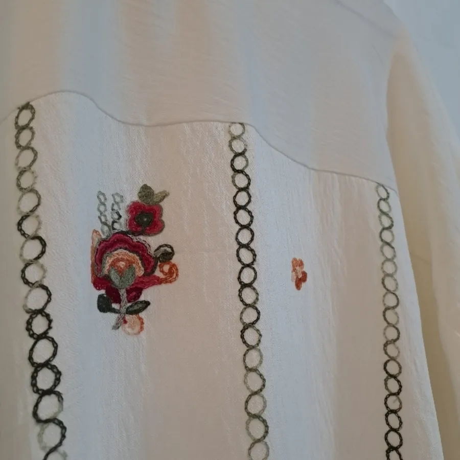 مانتو ساحلی