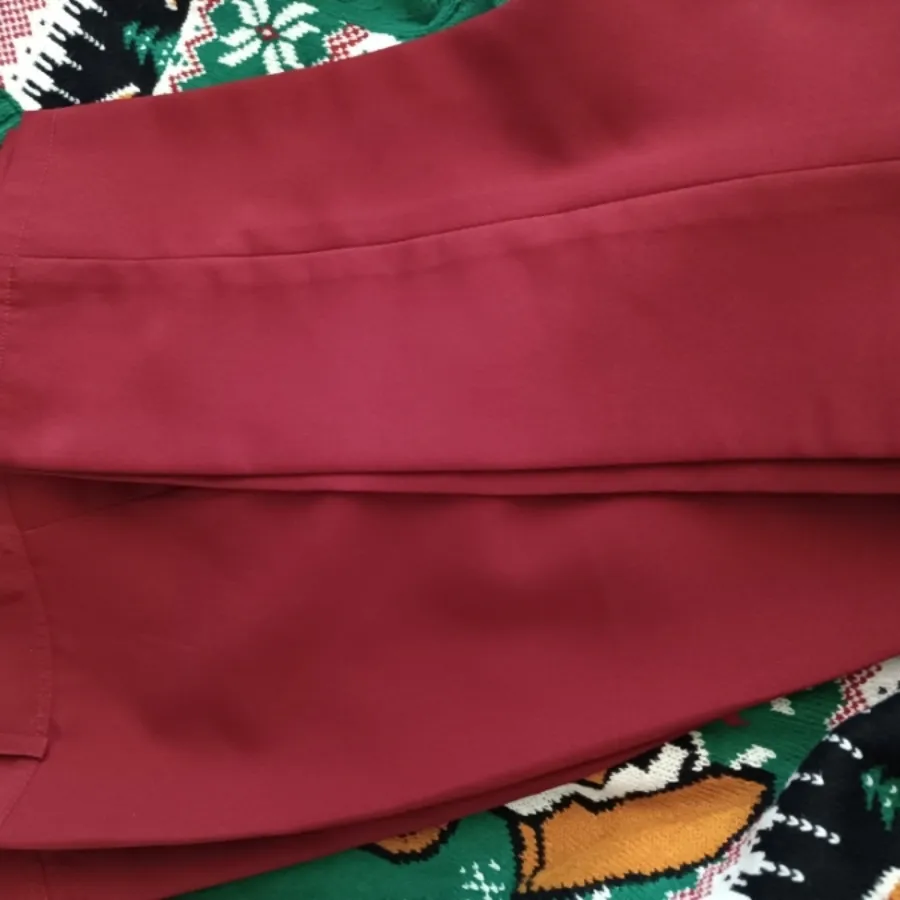 شلوار زرشکی راسته