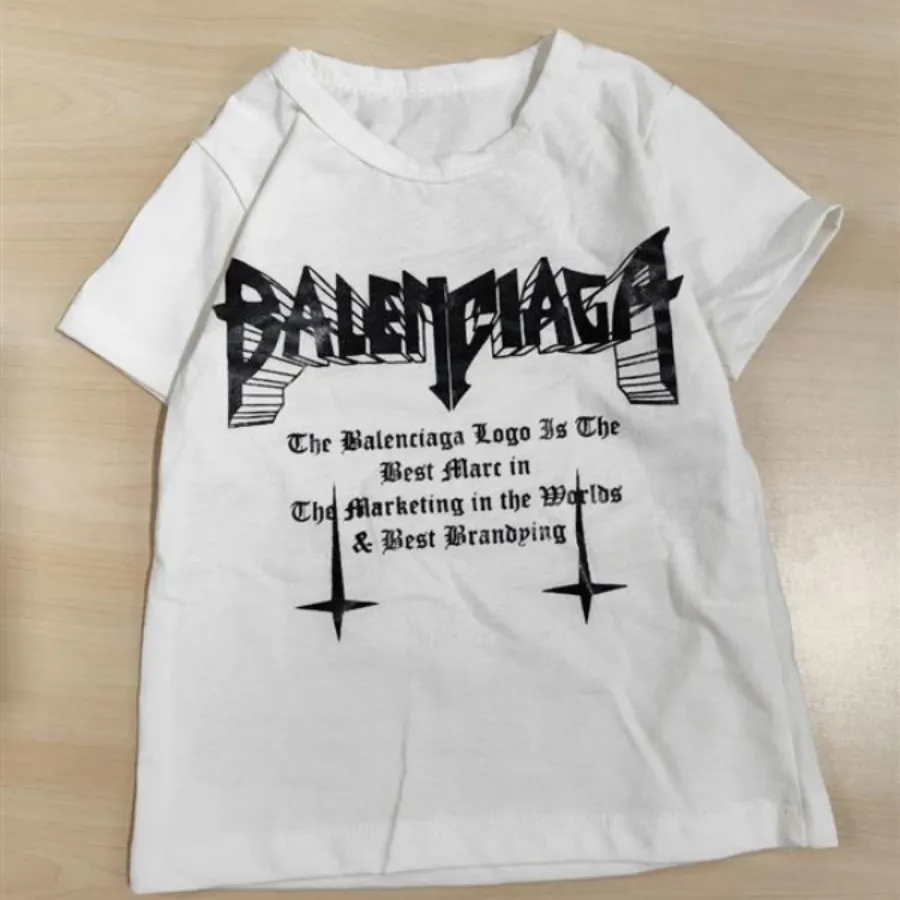 دو تیکه جین گل و پاپیون