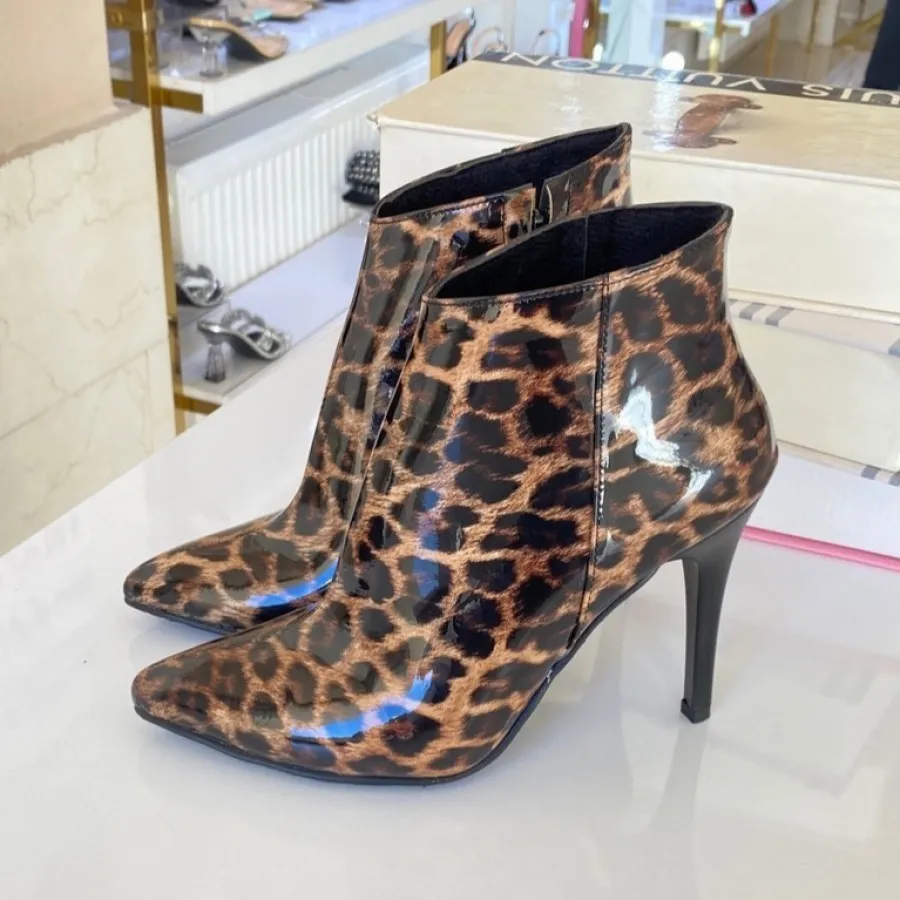 نیم بوت ورنی پلنگی