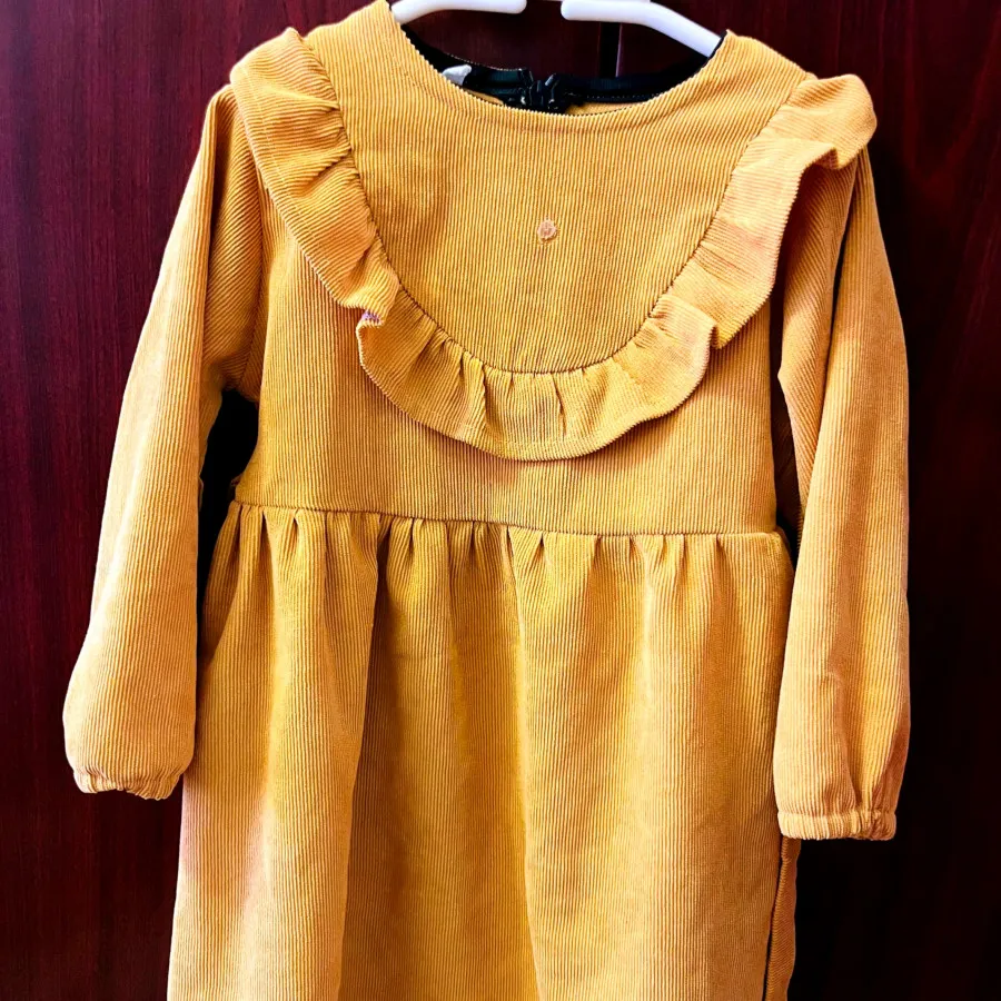 پیراهن دخترانه