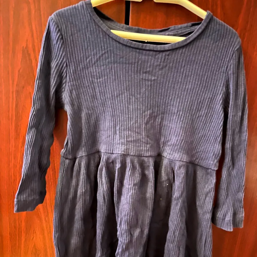 پیراهن دخترانه