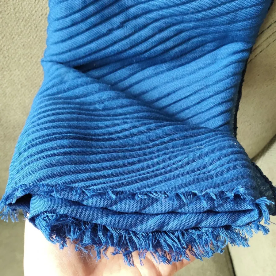 شال نخی آبی