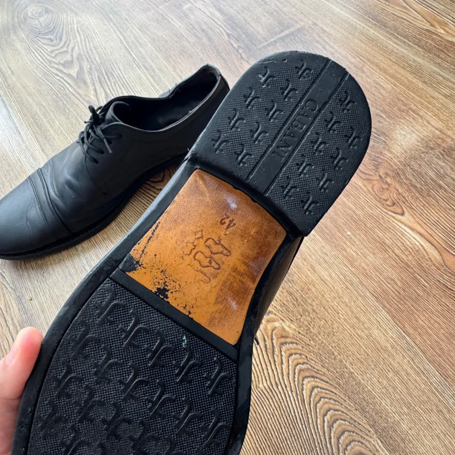 کفش چرم مردانه