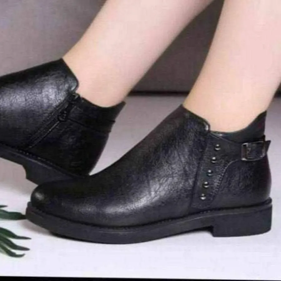 نیم بوت نگینی