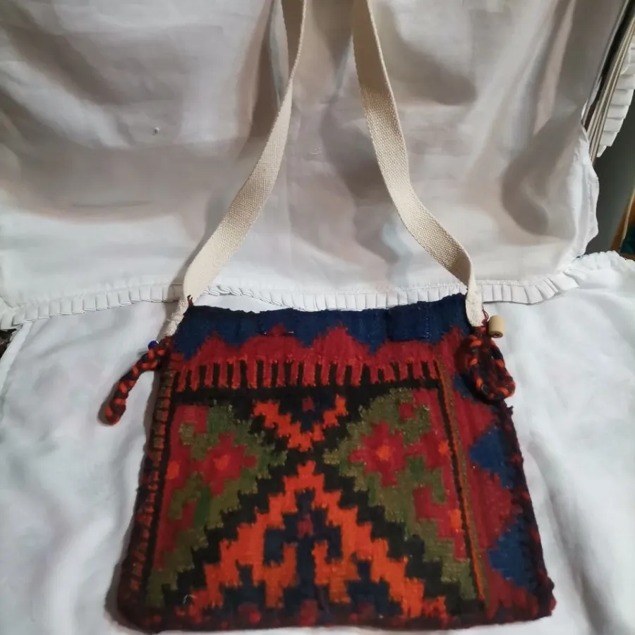 کیف دوشی گلیمی