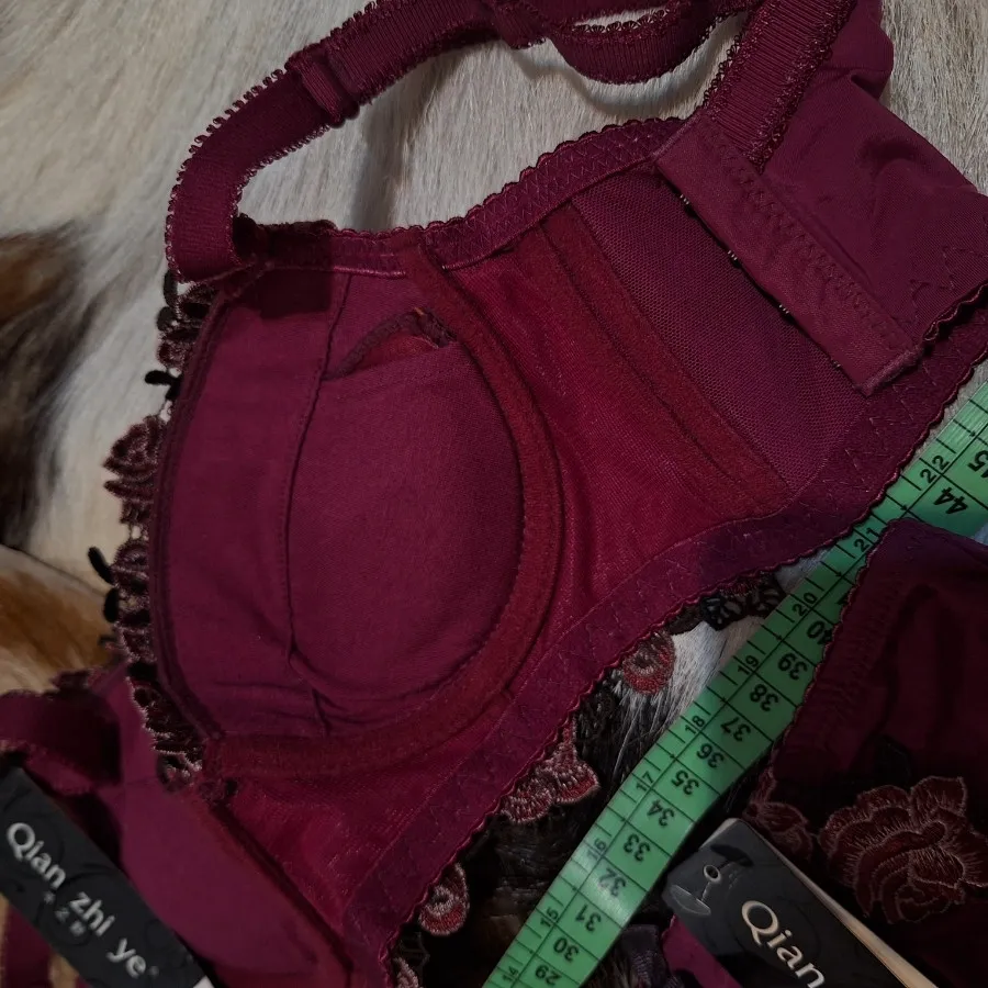 ست لباس زیر اسفنجی