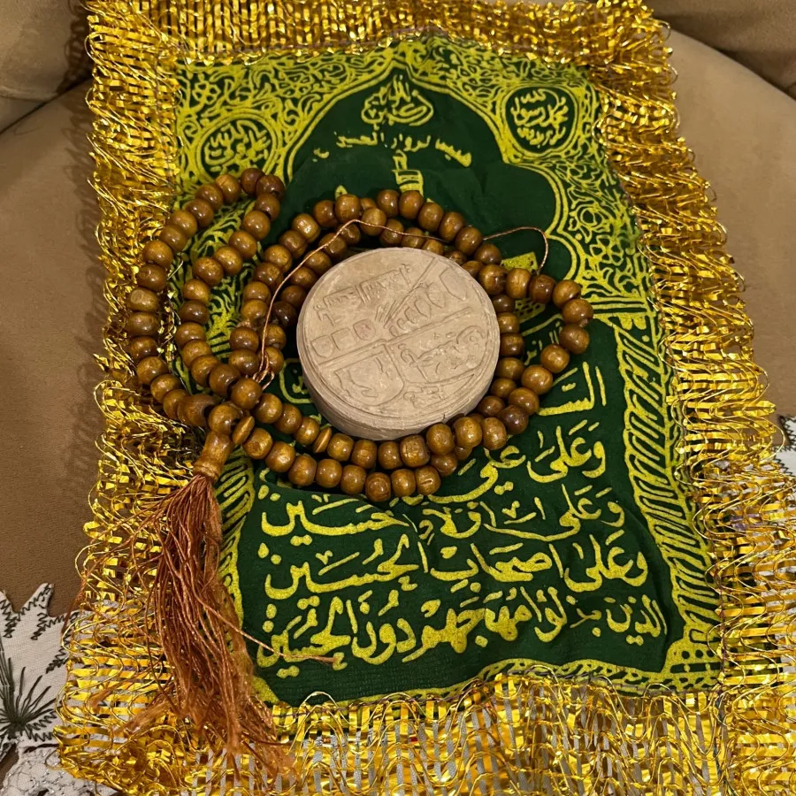 مهروتسبیح وسجاده