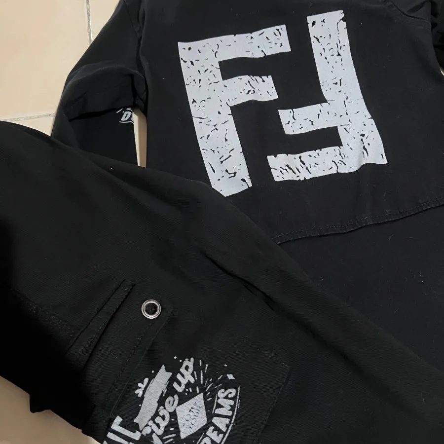 ست جین پسرانه