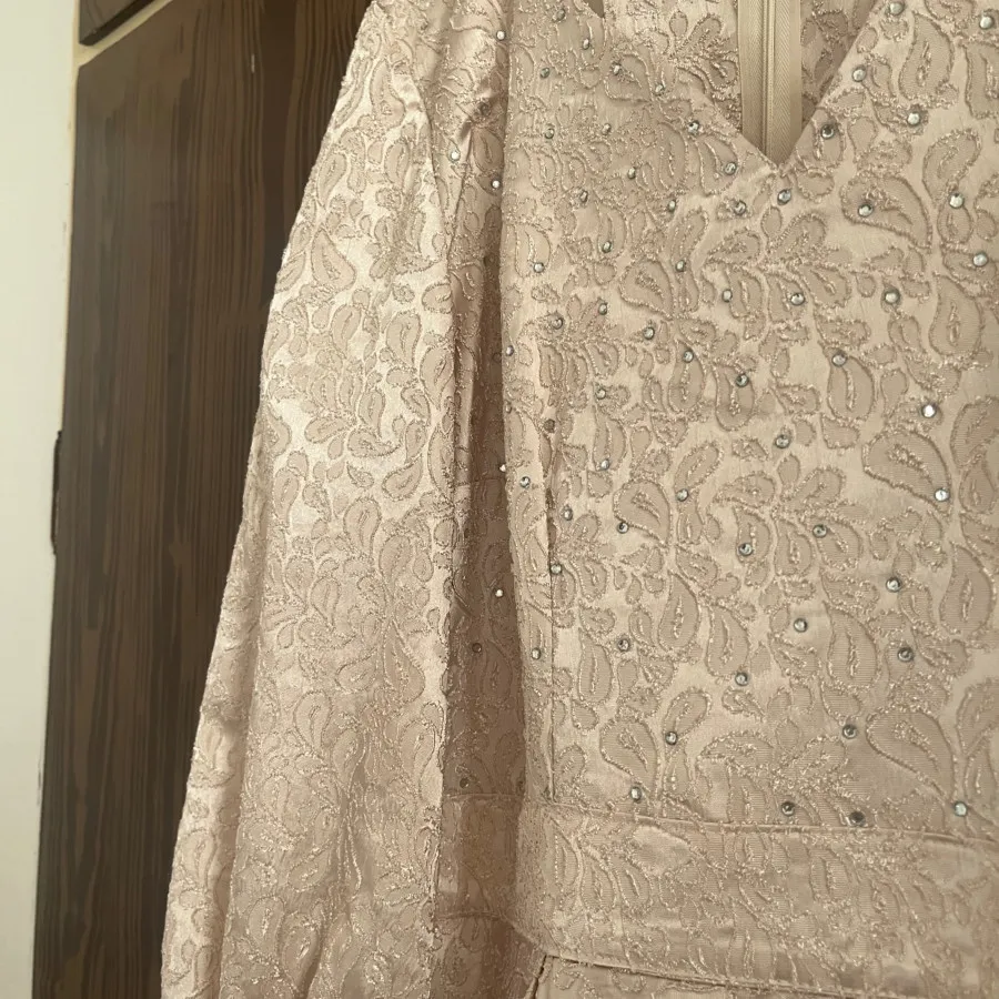 پیراهن مجلسی زنانه